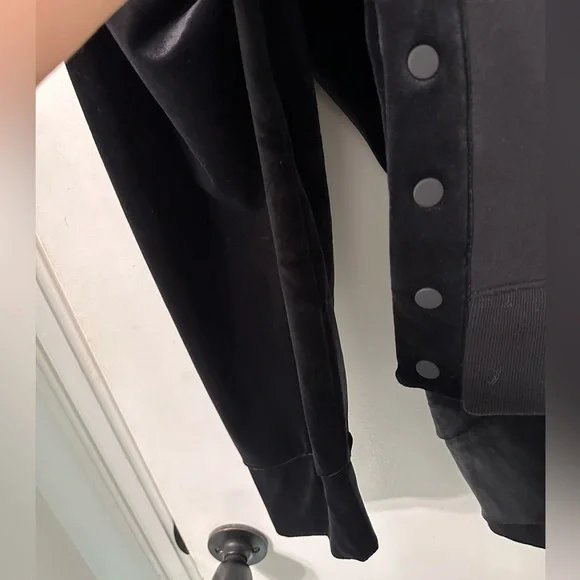 Athleta Retroplush Crewneck Velvet Sweatshirt - Picture 9 of 10